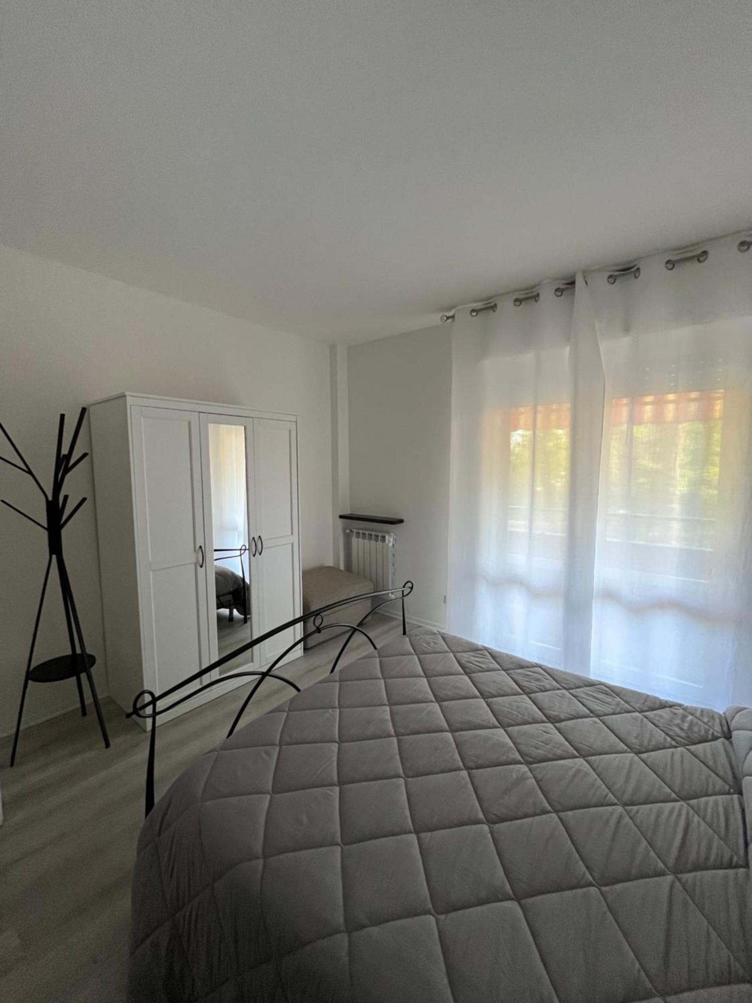 Lake & Nature Apartment Испра Екстериор снимка